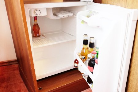 Дорогой или дешевый холодильник для дачи