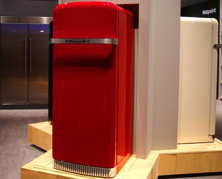 Новый ретро-холодильник в исполнении KitchenAid