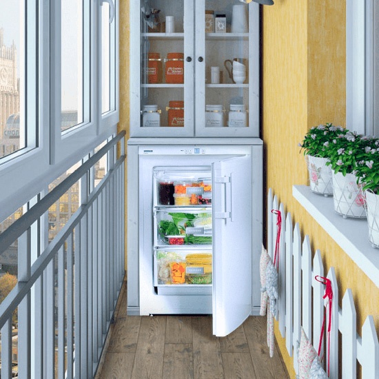 Стоит ли устанавливать холодильник или морозильник на балконе?