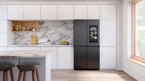 Умный холодильник Samsung Family Hub использует Alexa